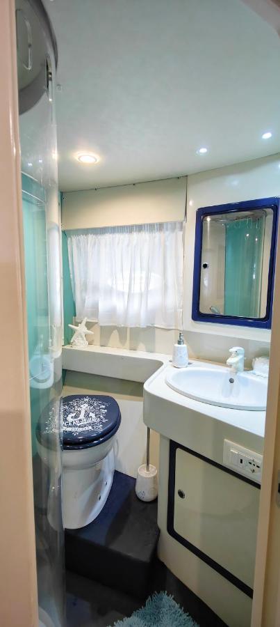 ホテル Panaby - House Boat パレルモ エクステリア 写真